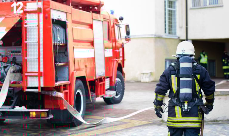 Dr. med. Peter Hauber betreut Freiwillige- und Berufsfeuerwehren