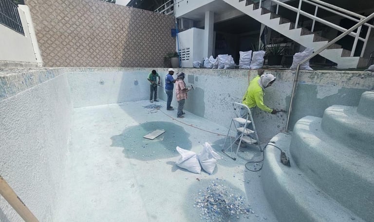 Renovación Piscina de Concreto