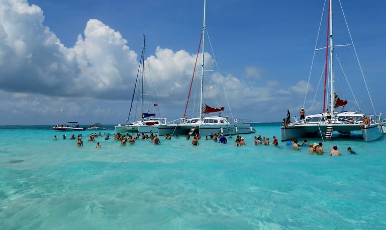 grand cayman catamaran cruise