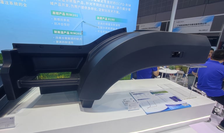 PDCPD truck door sill beam/step, wheel housing/fender integrated molding.