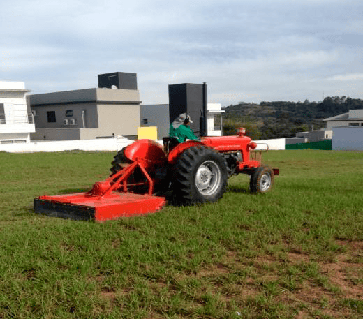 Roçagem de Áreas Verdes