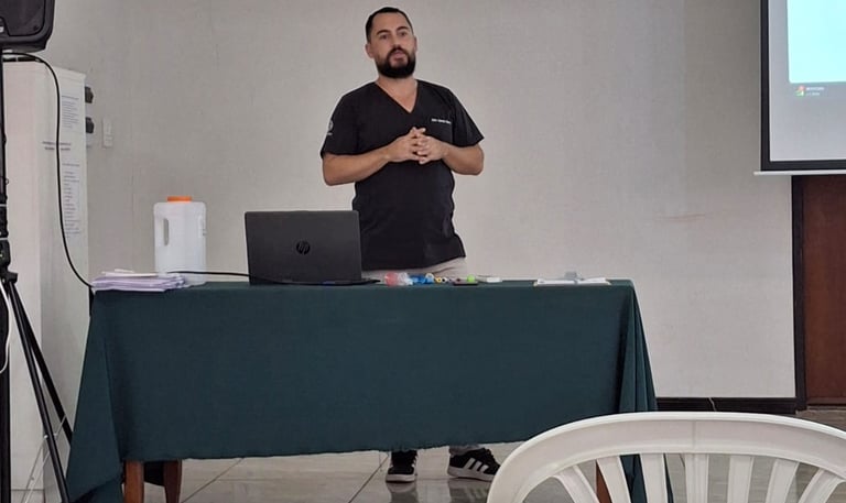 Ariéu Azevedo Moraes palestrando