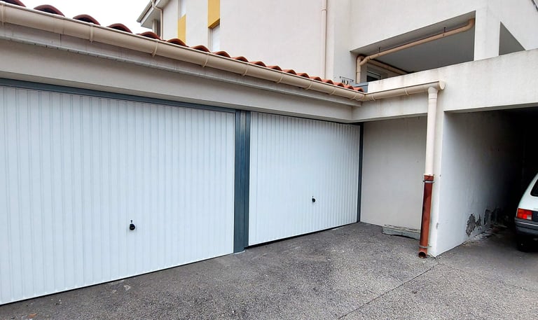 porte de garage sécurisée