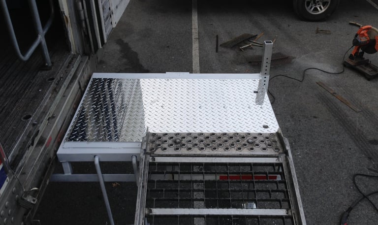 custom extended loading platform, commercial trucking