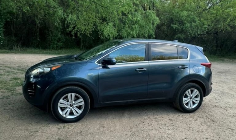 2017 Kia Sportage reliable weekly rental car for rideshare and delivery drivers in Tucson Arizona