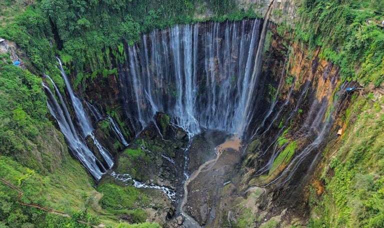 Tumpak Sewu Waterfalls Lumajang