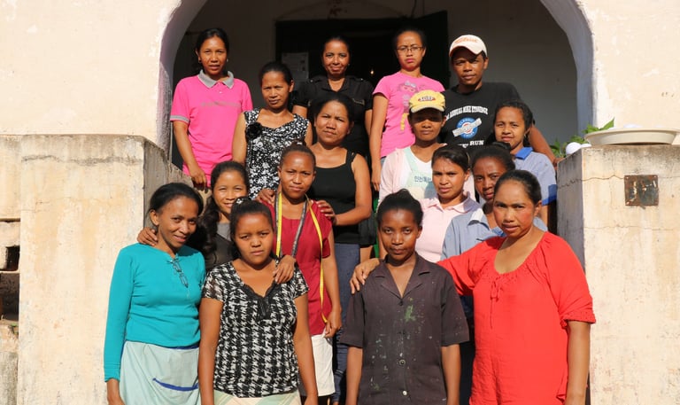 La Case Verte equipe d'artisans