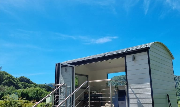 Ceremony Hut Blue Acre Weddings North Wales | Han & Stu Wedding Music Duo Blog