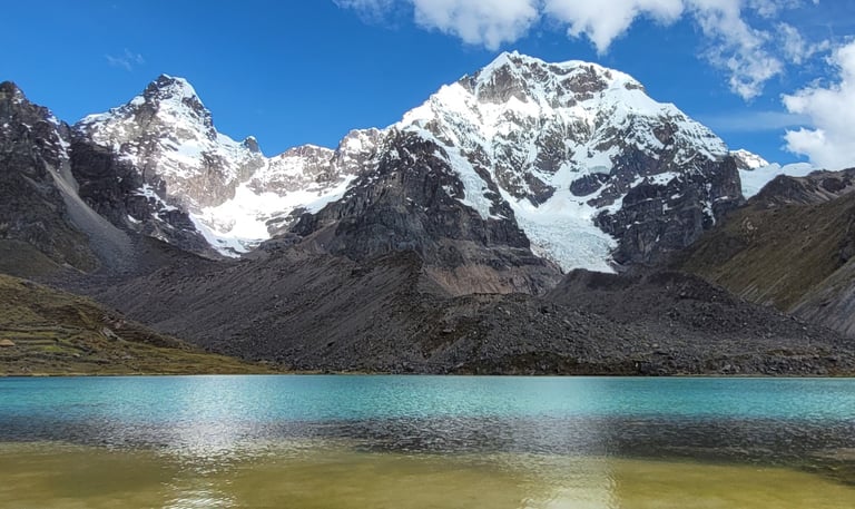 Azul Cocha Ausangate National Park