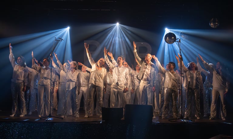 Spectacle d'une chorale dansante