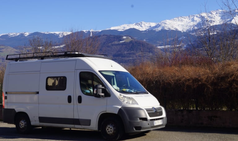 van aménagé violet crolles grenoble isère montagne jumper store citroen