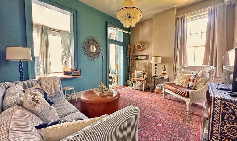 2123 rivermont apartment 202 living room