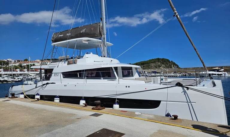 Wind Expedition Delivery Service | Bali 5.4 Catamaran 