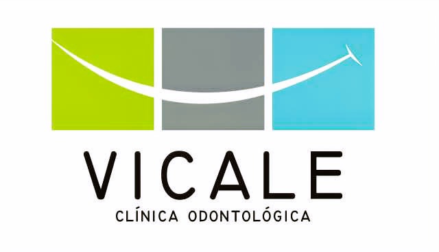 imagem de uma forma de sorriso com texto Vicale Clinica Odontologica
