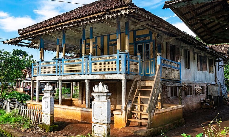 Rumah adat Lampung 