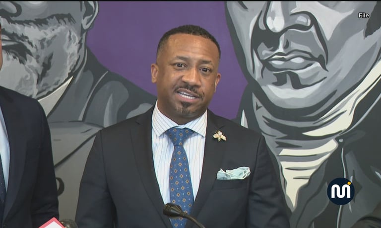 The CEO Who Couldn’t Be Fired: A Crisis of Governance in the "Turnaround Economy"