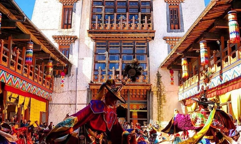 Dance-of-Black-Hats-During-Religious-Masked-Dance-Festival-in-Bumthang-Jakar