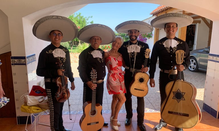 mariachi-cumpleanos-valencia.jpg