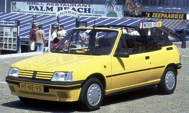 peugeot 205 Cabriolet jaune genet