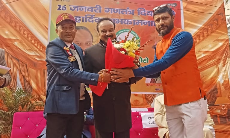 santosh Khanduri with AG Sanjeev Uniyal