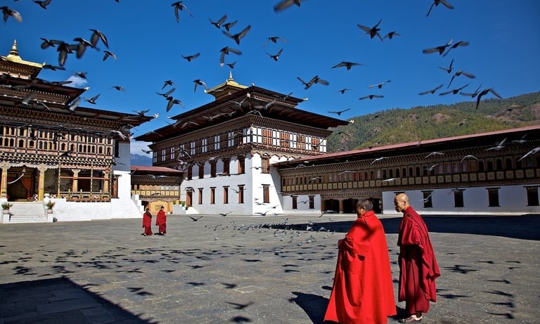Inside-The-Courtyard-of-Trashichho-Dzong-Fortress-in-Thimphu