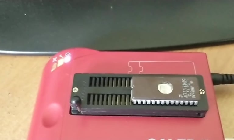 DX9 to DX7 Eprom placed in programmer