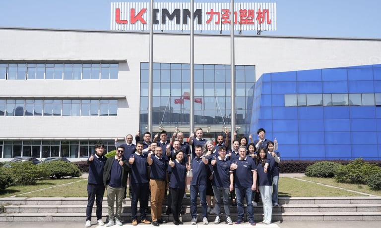 Professional Engineers – Agents Sunbun (injection machines),