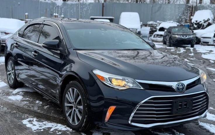2018 toyota avalon on premium tyres