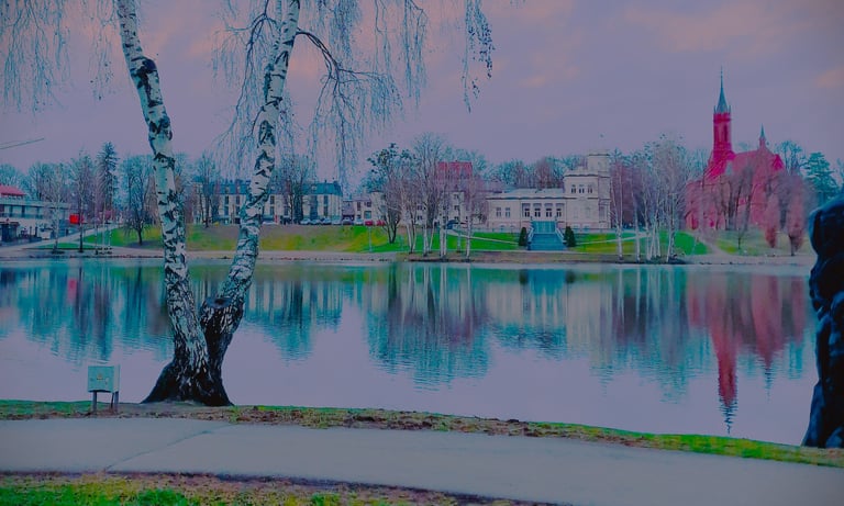 Druskininkai rudenį, ežeras ir beržas