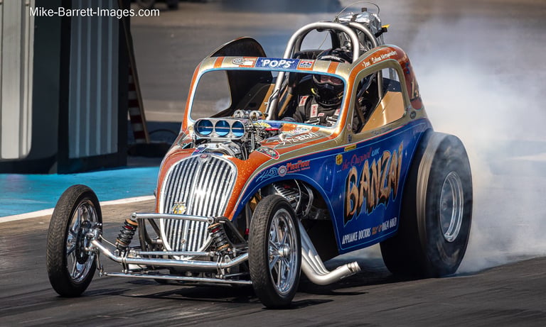Topolino, doing a burnout at Santa Pod