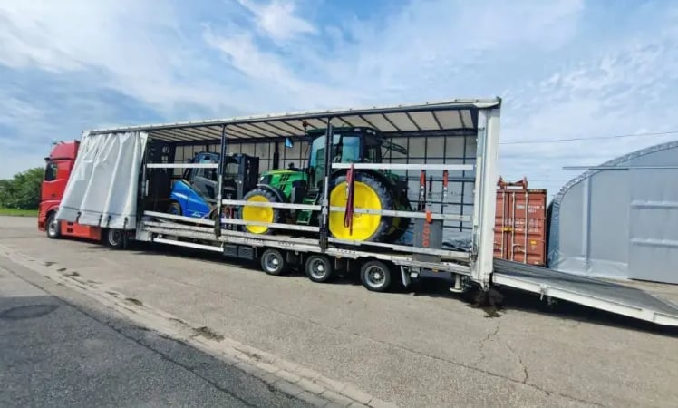 Spezialtranspore von Staplern, Baumaschinen, Landmaschinen