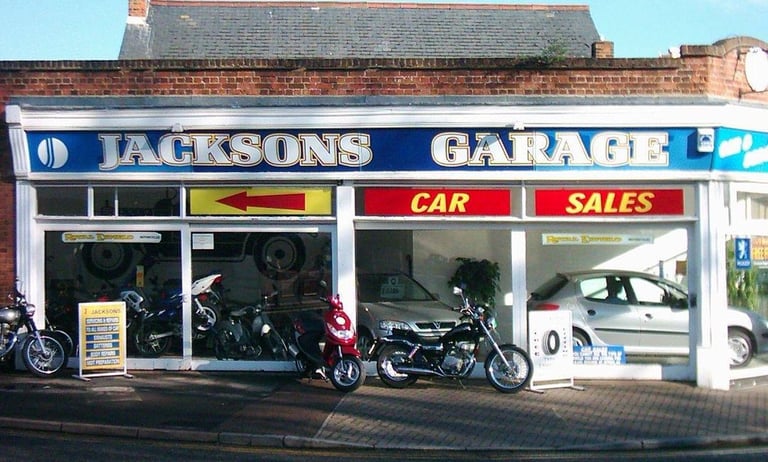 Jacksons Garage and Car Sales Knebworth supporting Woolyfest Woolmer Green