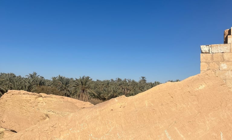 TEMPLO DE AMON OASIS DE SIWA COM AGENCIA GUIA DE EGITO .