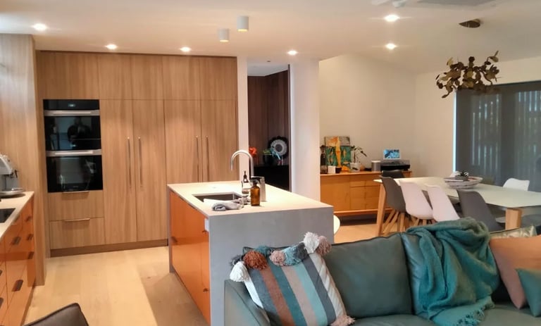 Brown Bay Painting Project