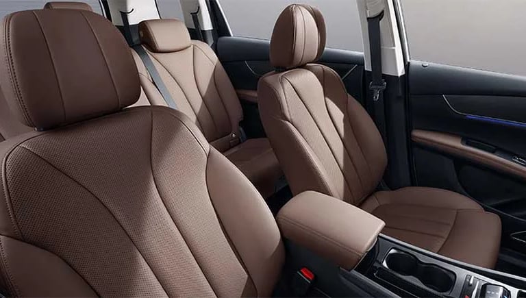 Interior BYD M6 Gresik 7-seater – kenyamanan keluarga Lamongan