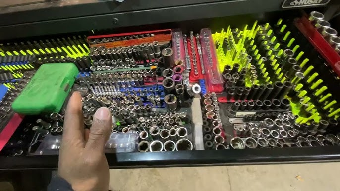 tools obssession wrench Oman