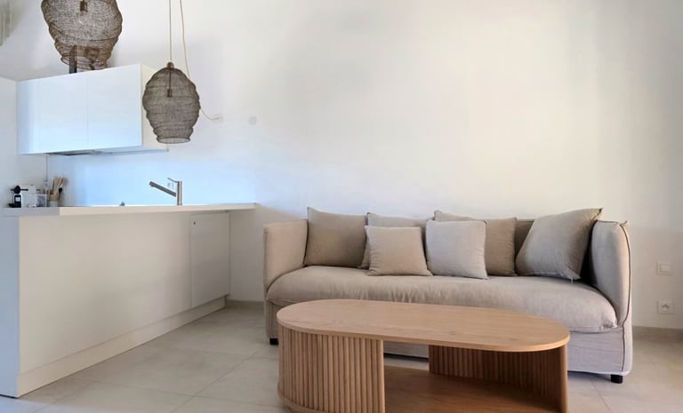 Piscine privée dans un appartement à Ramatuelle accompagné par Sienna Conciergerie