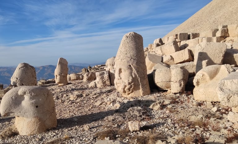 Adıyaman: Nemrut Dağı | Türkiye Gezi Rehberi