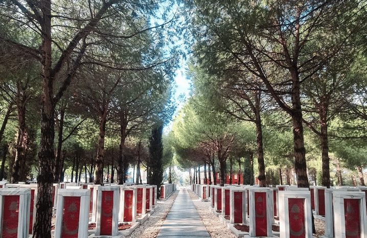 Şehitler Abidesi | Çanakkale | Türkiye Gezi Rehberi
