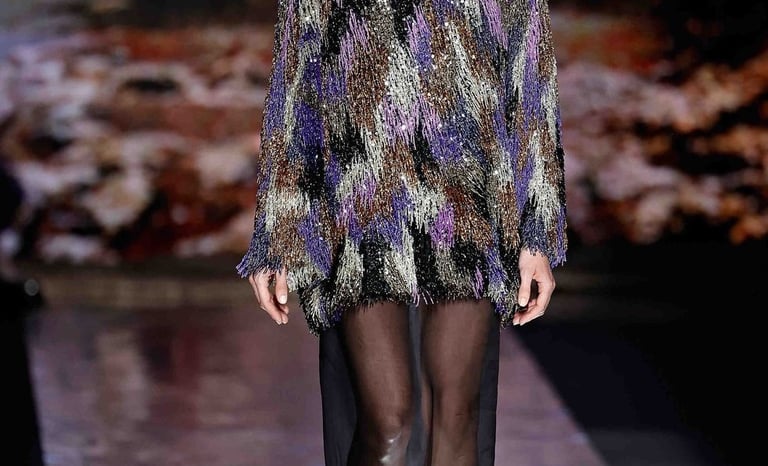La modelo Ágata Correa desfilando para Duyos en MBFWMadrid gracias a Coach4Models