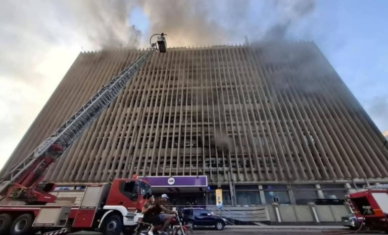 غياب خطة الطوارئ ووساءل الوقاية فى حريق سنترال رمسيس