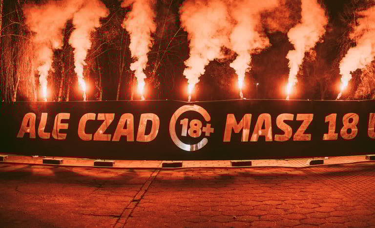 baner 18 urodziny z pirotechniką w tle