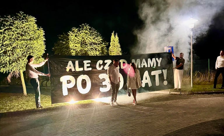 baner prezent na 30 urodziny fajerwerki z napisem ale czad mamy po 30 lat