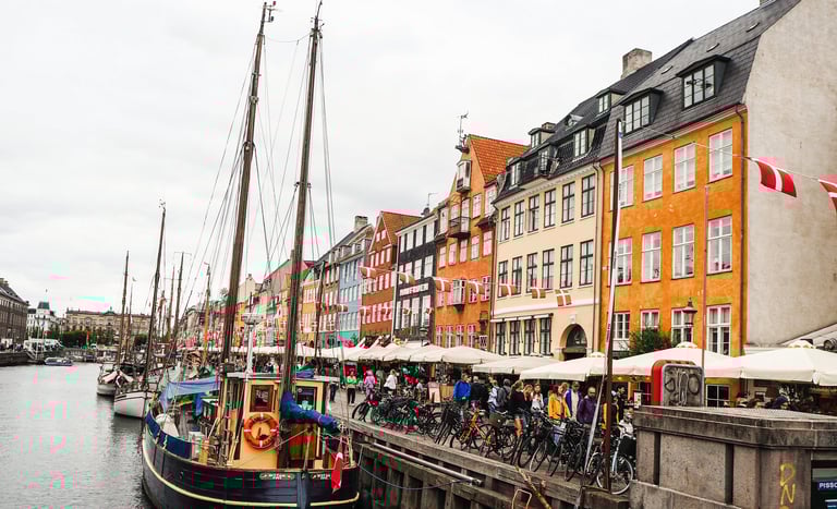 Nyhavn Copenhagen photo spot