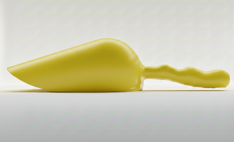 Yellow HACCP scoop for poultry and white meat. Risk prevention color-coding.