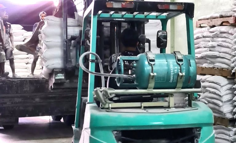 แป้งมันสำปะหลัง แป้งตกเกรด แป้งกวาดพื้น CASTECH แป้งทำถ่าน ถ่านอัดแท่ง แป้งทำไม้อัด กล่องกระดาษ