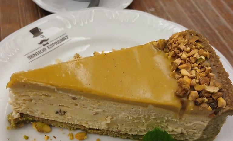 Torta de pistache do Senhor Espresso, em São José do Rio Pardo. Foto: Luciana Mastrorosa
