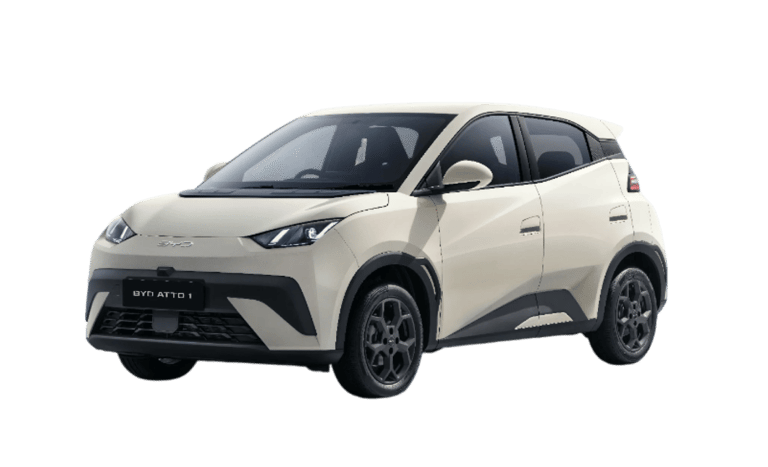 BYD Atto 1 Gresik putih di showroom BYD Gresik