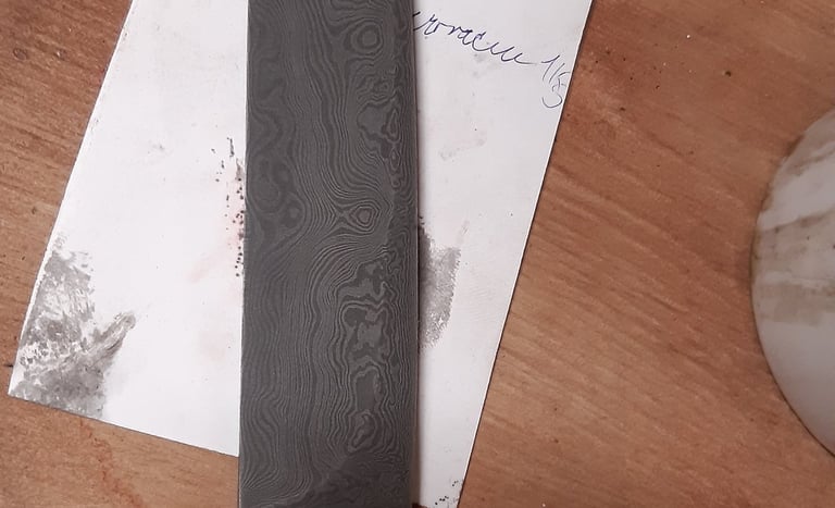 damascus knife