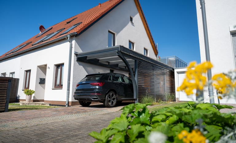 Carport Einfamilienhaus